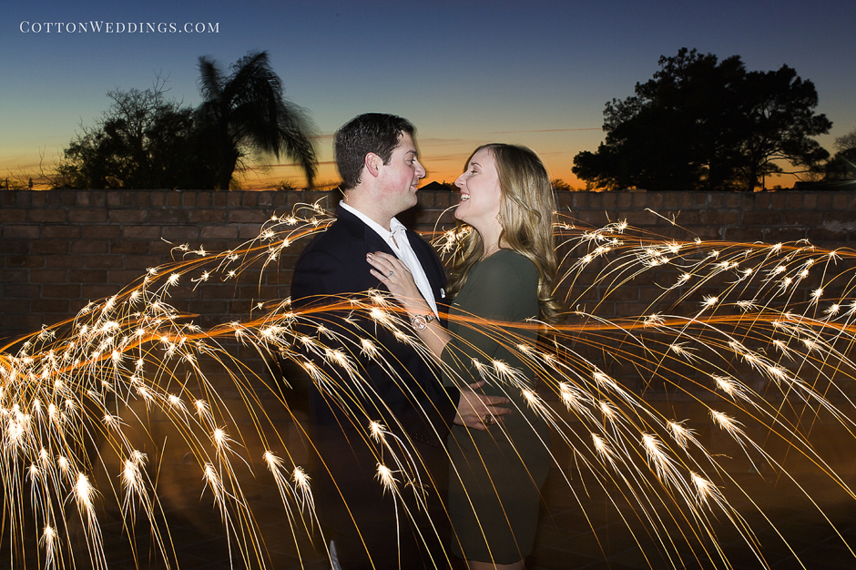 engagement photo sparklers