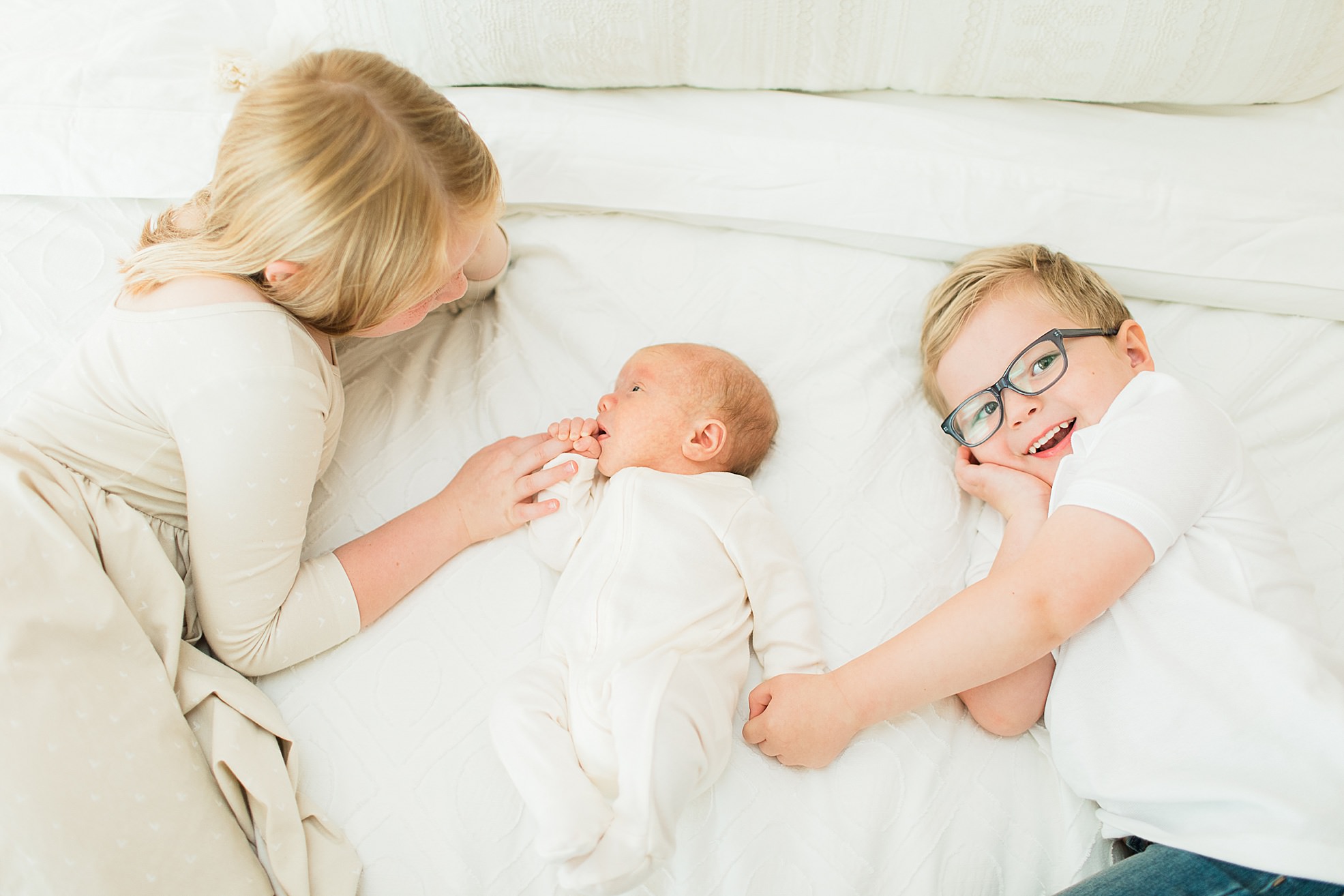 newborn and siblings houston photographer