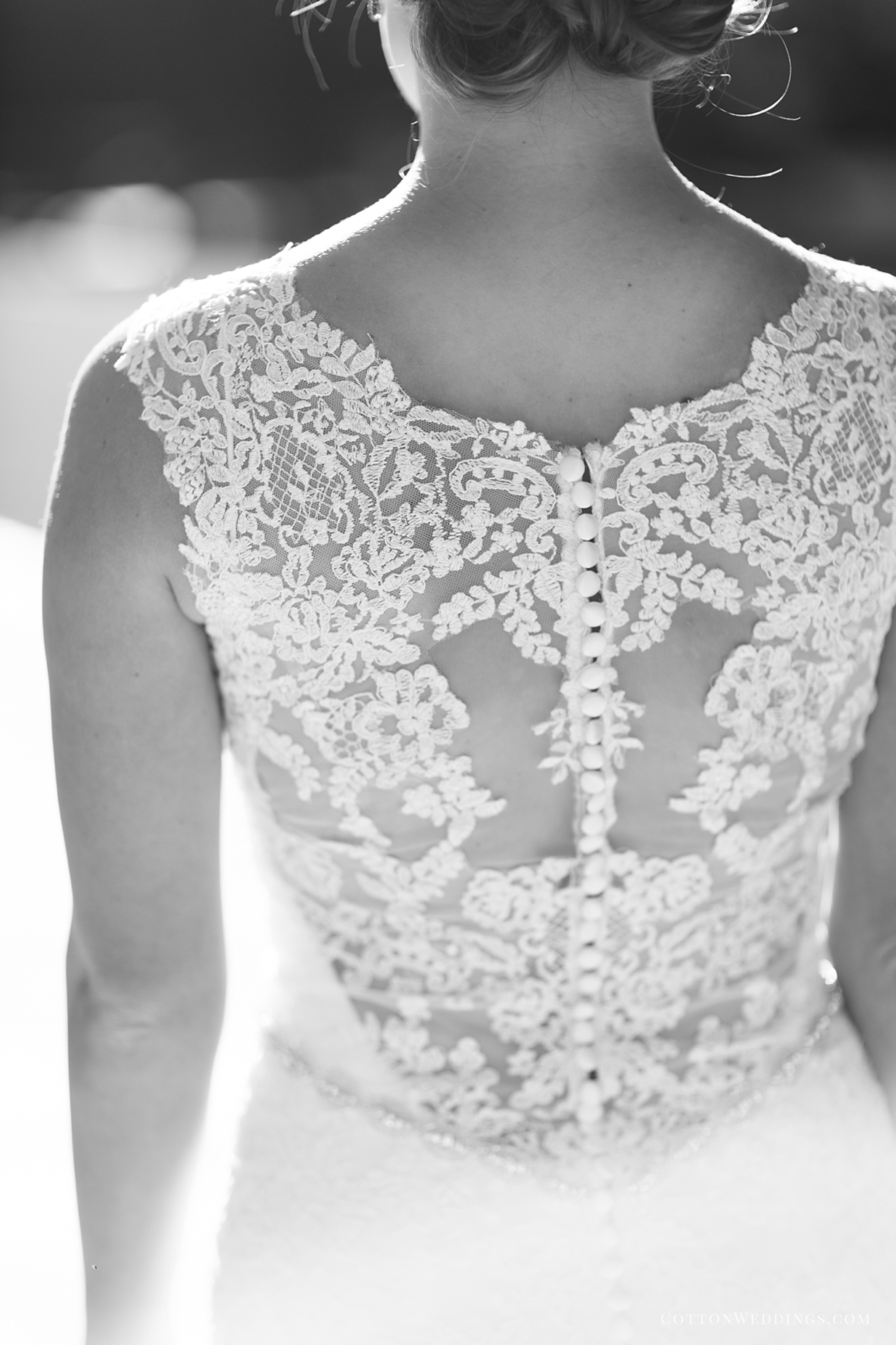 lace back bridal gown